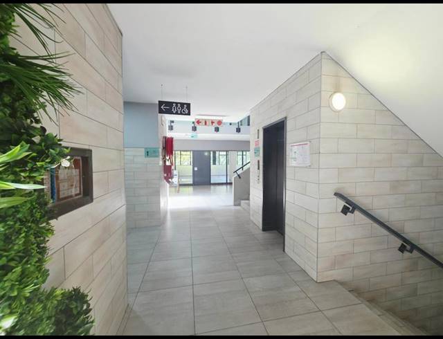 BUSINESS PROPERTY TO RENT IN LYNNWOOD GLEN